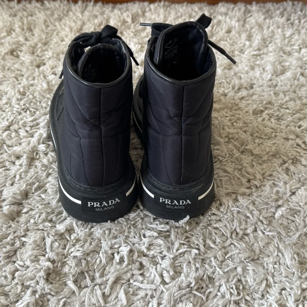 Prada Black Leather Sneakers Sleek Design - Picture 8 of 8